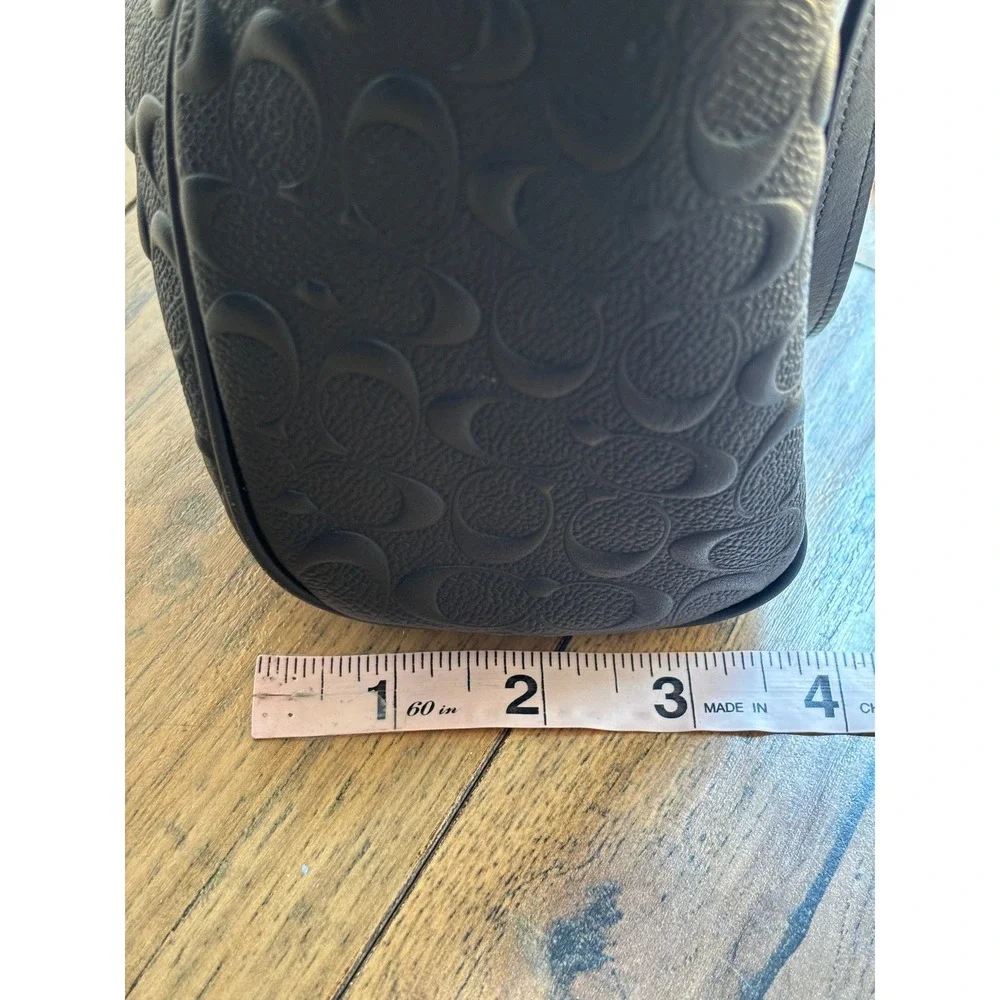 Coach Black Embossed Signature Leather Small Kelsey Satchel Gold Chain Detail - Picture 8 of 14